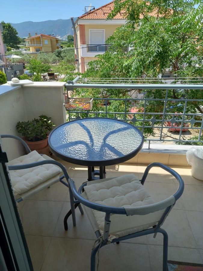 Peramos Apartments Néa Péramos Exterior foto