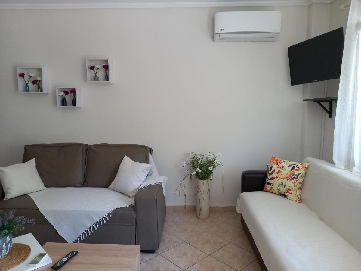 Peramos Apartments Néa Péramos Exterior foto