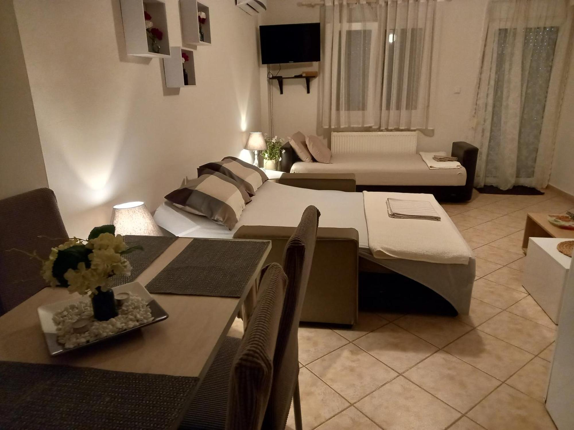Peramos Apartments Néa Péramos Exterior foto